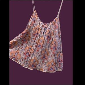 Vitorias Secret Light weight paisley tanktop. Adjustable one piece string straps